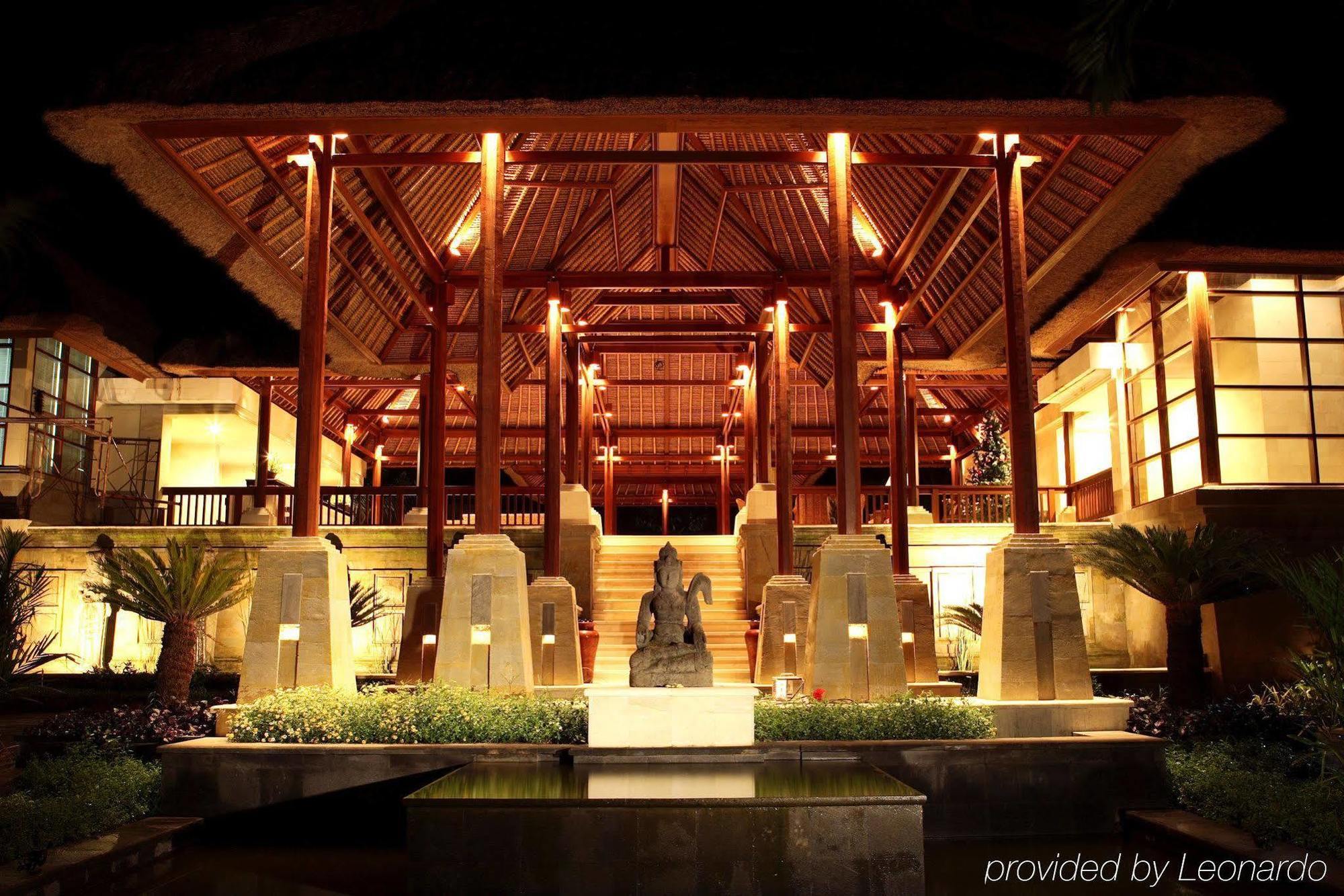 The Ubud Village Resort & Spa Exterior photo